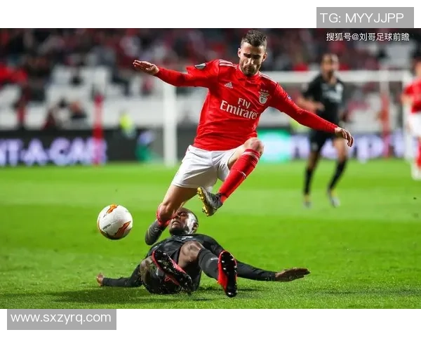 英超激战莱比锡大胜本菲卡红牌争议引发全场热议